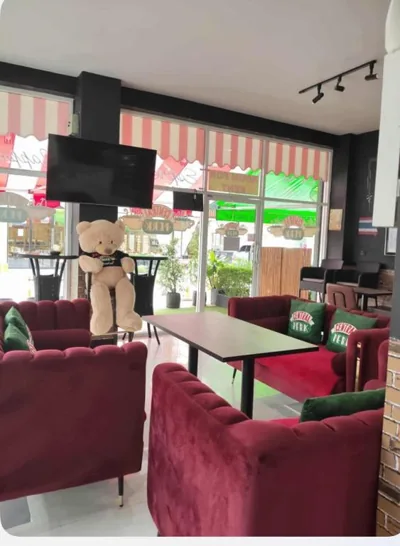 Central Perk Patong – 照片 15